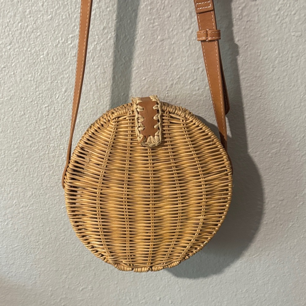 Round Woven Crossbody Bag in Tan - Picture 4 of 5